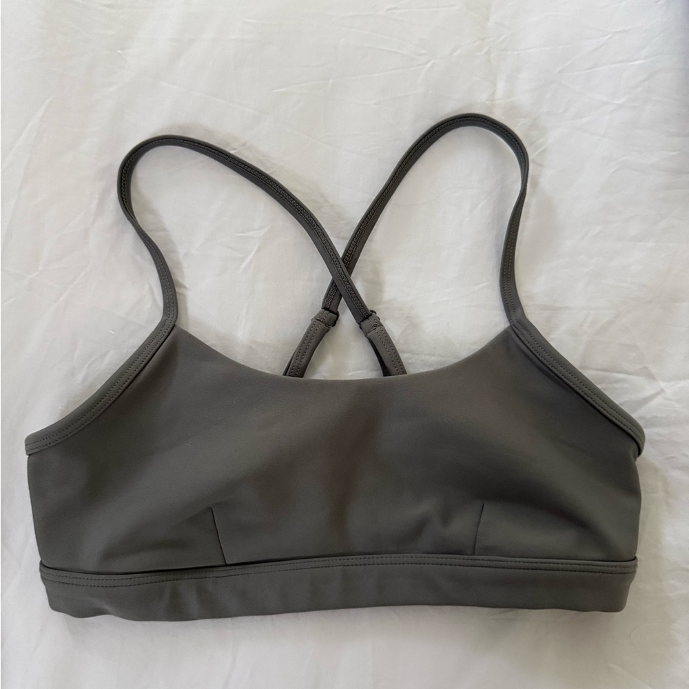 ALO Yoga Grey Airlift Intrigue Sports Bra